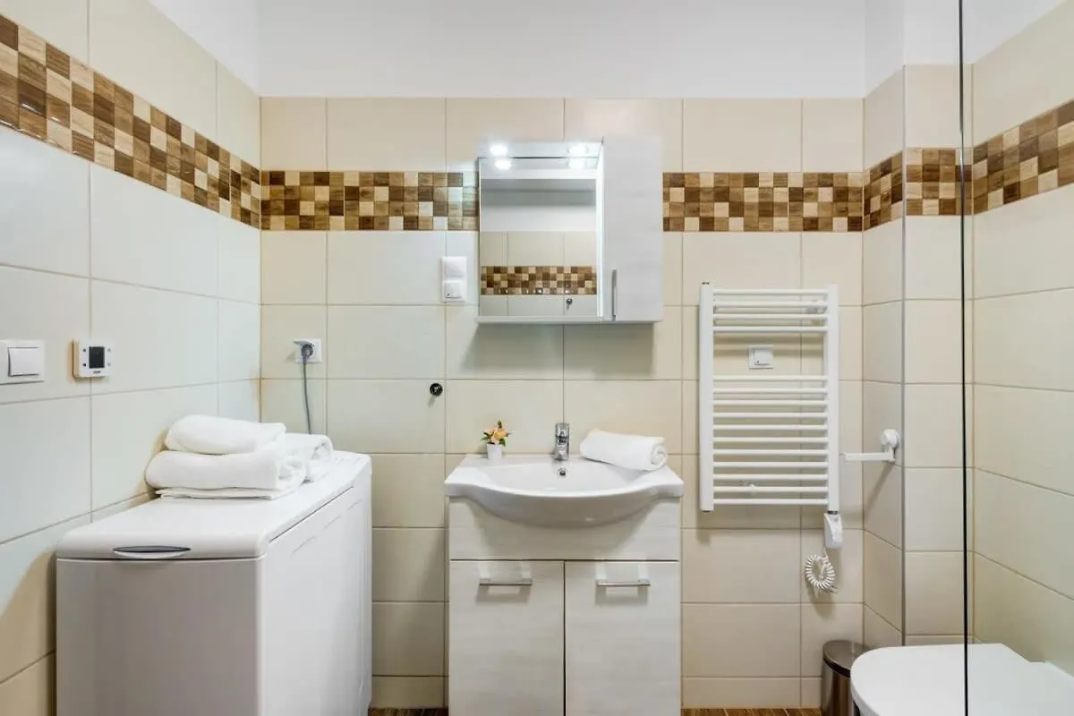 Homey New Studio Great Central Area Budapest 0*,